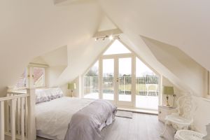 Photo 32- click for photo gallery